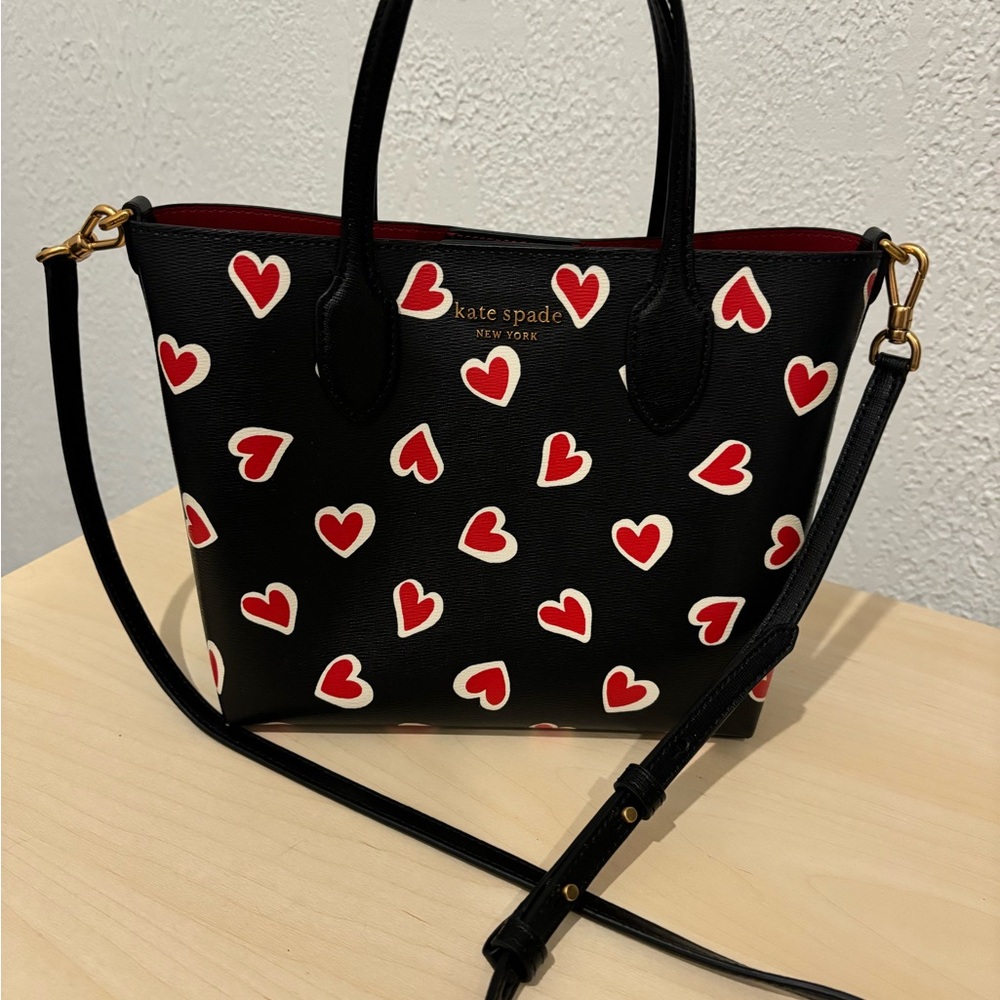 NWOT Bleecker Stencil Hearts Medium Crossbody Tote